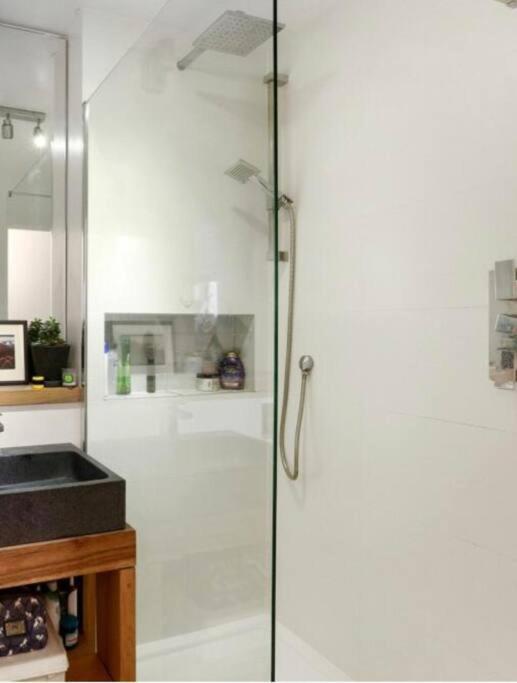 Chetwynd Paradise Appartement Londen Buitenkant foto